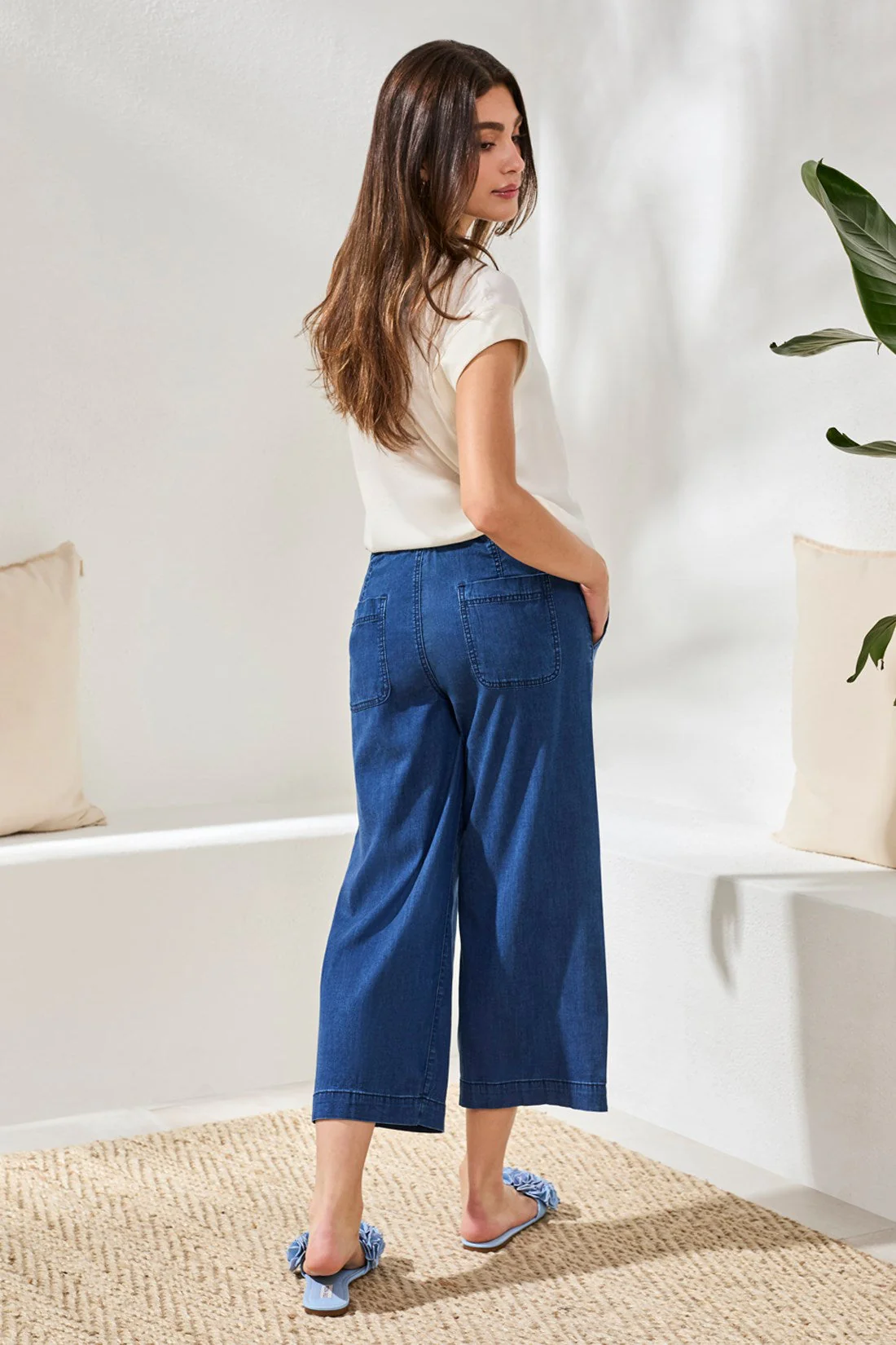 Audrey Wide Crop Jogger - Image 3