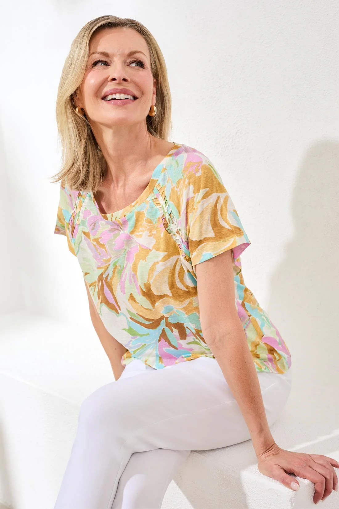 Linen Scoop Neck Top